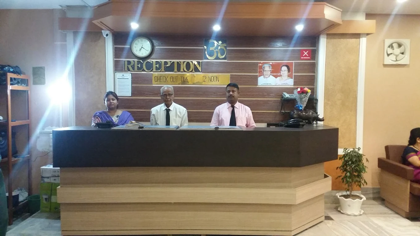 Hotel Trimurty International Reception